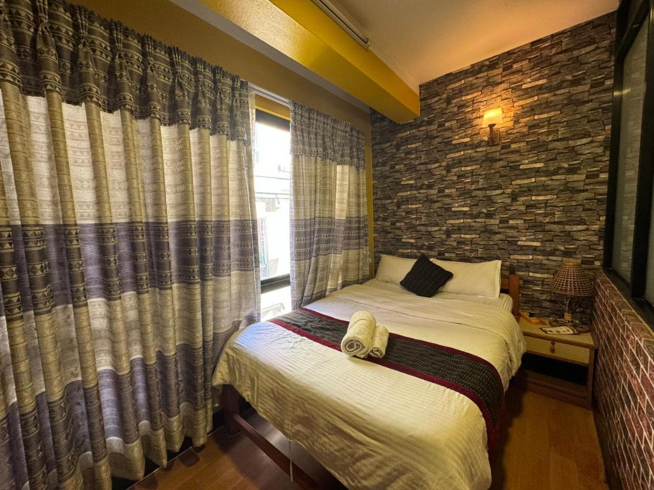 Looniva Guest House Lalitpur Ruang foto