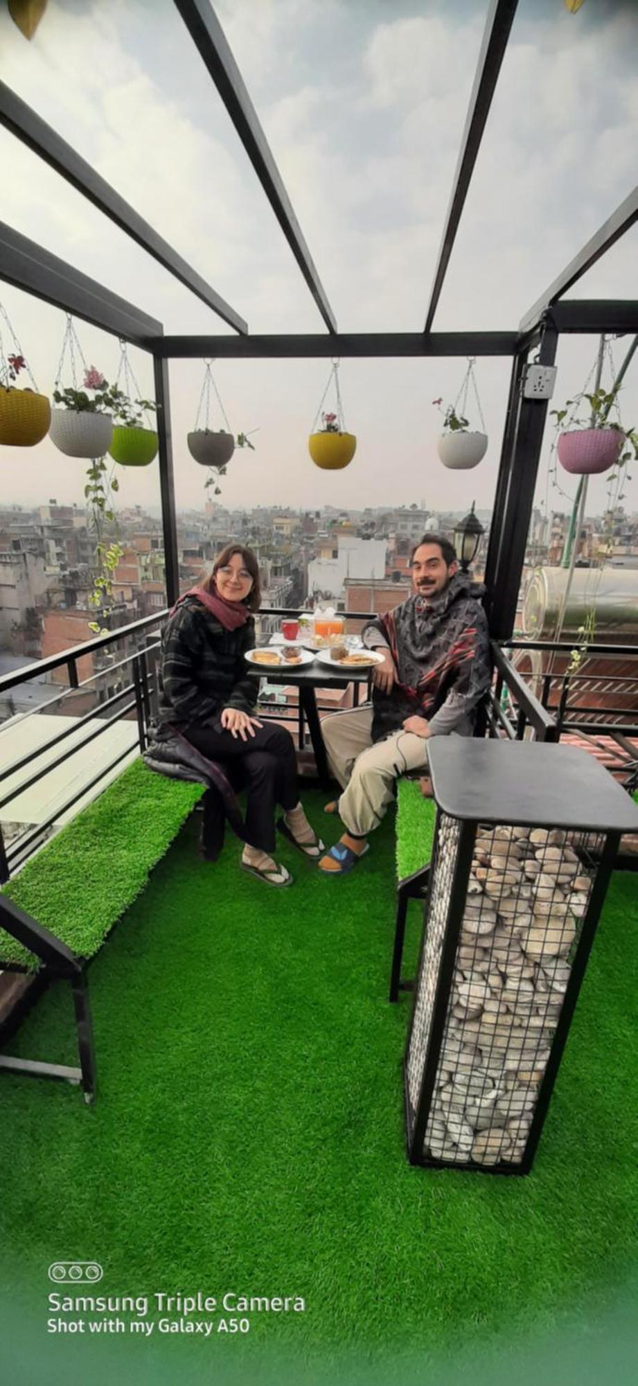Looniva Guest House Lalitpur Bagian luar foto