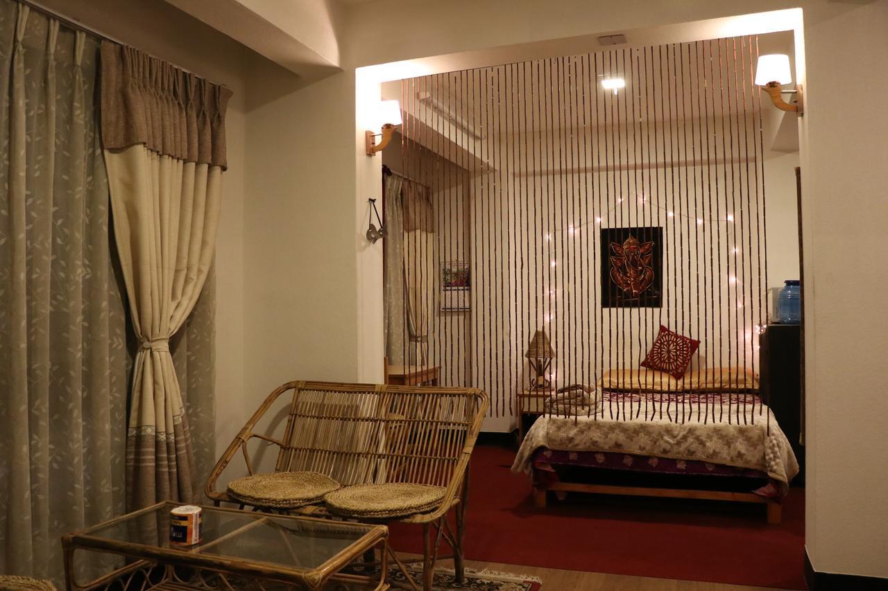 Looniva Guest House Lalitpur Bagian luar foto